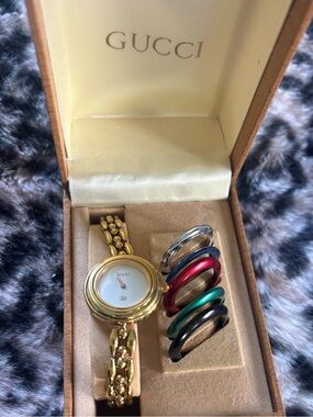 Authentic Vintage Gucci 11/12 Interchangeable Bezel Watch